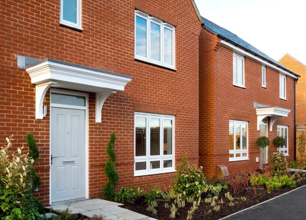 Grand Georgian canopy with Dentil Legs